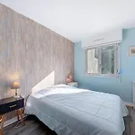 Les Ecureuils By Interhome