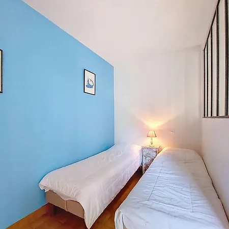 Les Ecureuils By Interhome