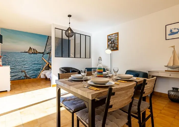 Les Ecureuils By Interhome